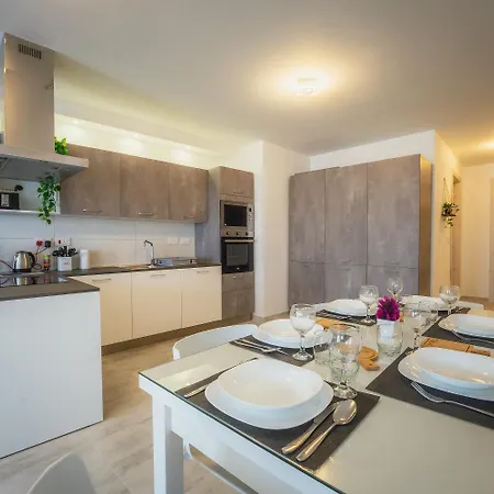Stylish 3br Gozo Escape With Wifi & Homey Touches! *
