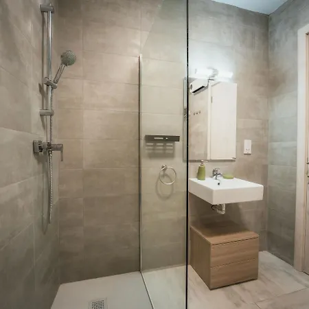 Stylish 3br Gozo Escape With Wifi & Homey Touches! *